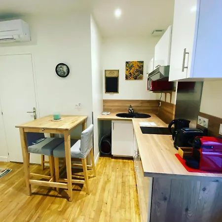 Chaleureux Studio Climatise Apartment *