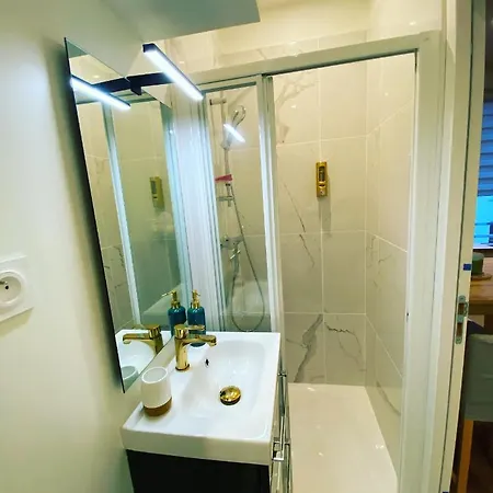 Chaleureux Studio Climatise Apartman *